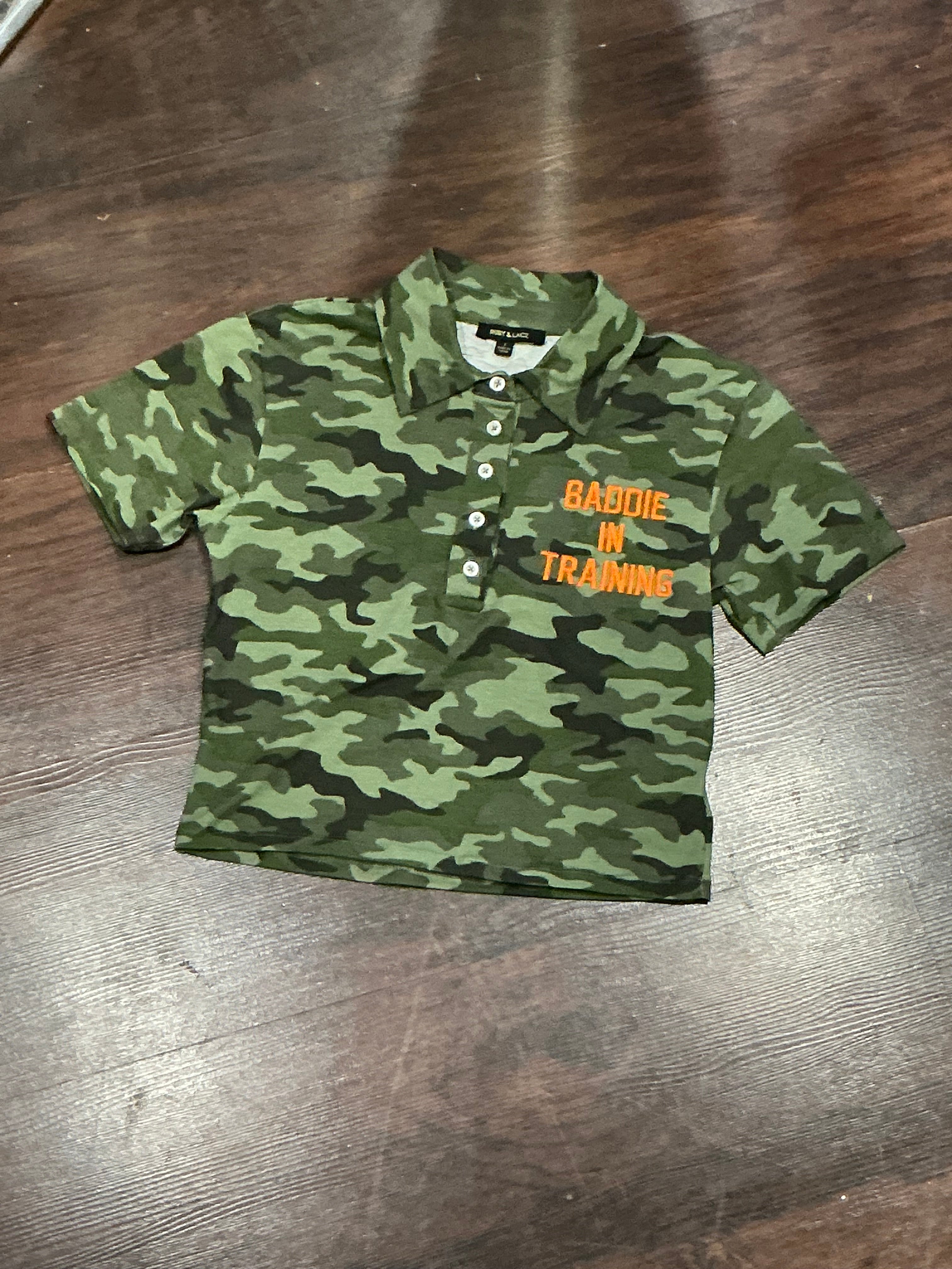 BADDIE IN TRAINING CROPPED POLO